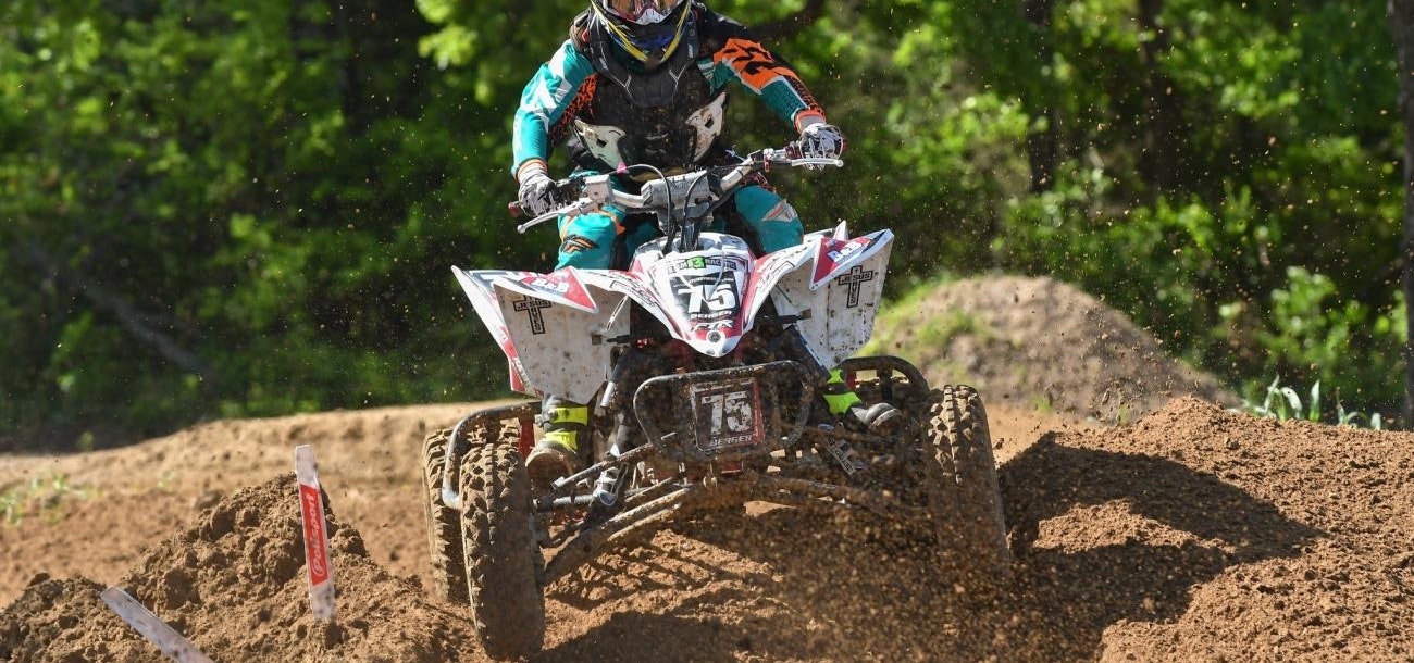 Photo Gallery: Underground Amateur