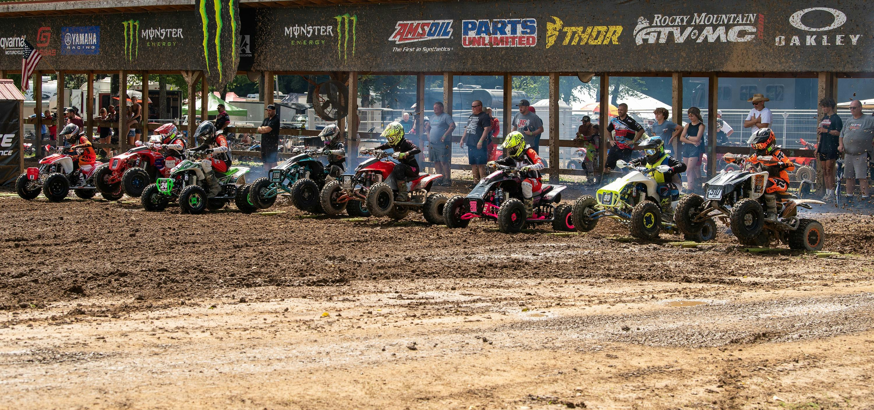 Photo Gallery: Loretta Lynn Amateur