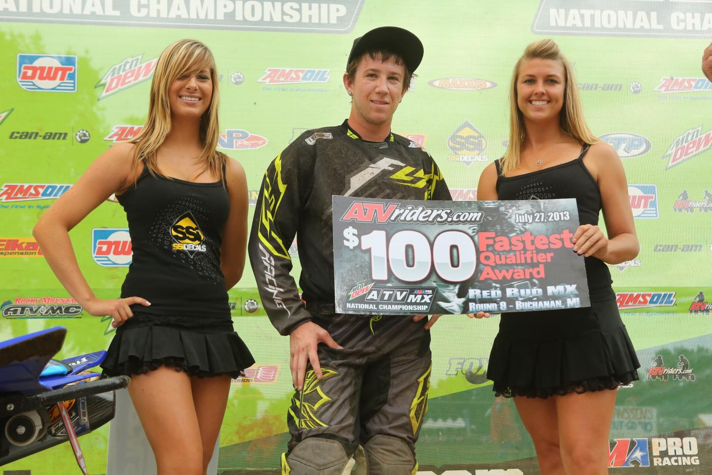 Joel Hetrick grabbed ATVRiders.com Fastest Qualifer Award.