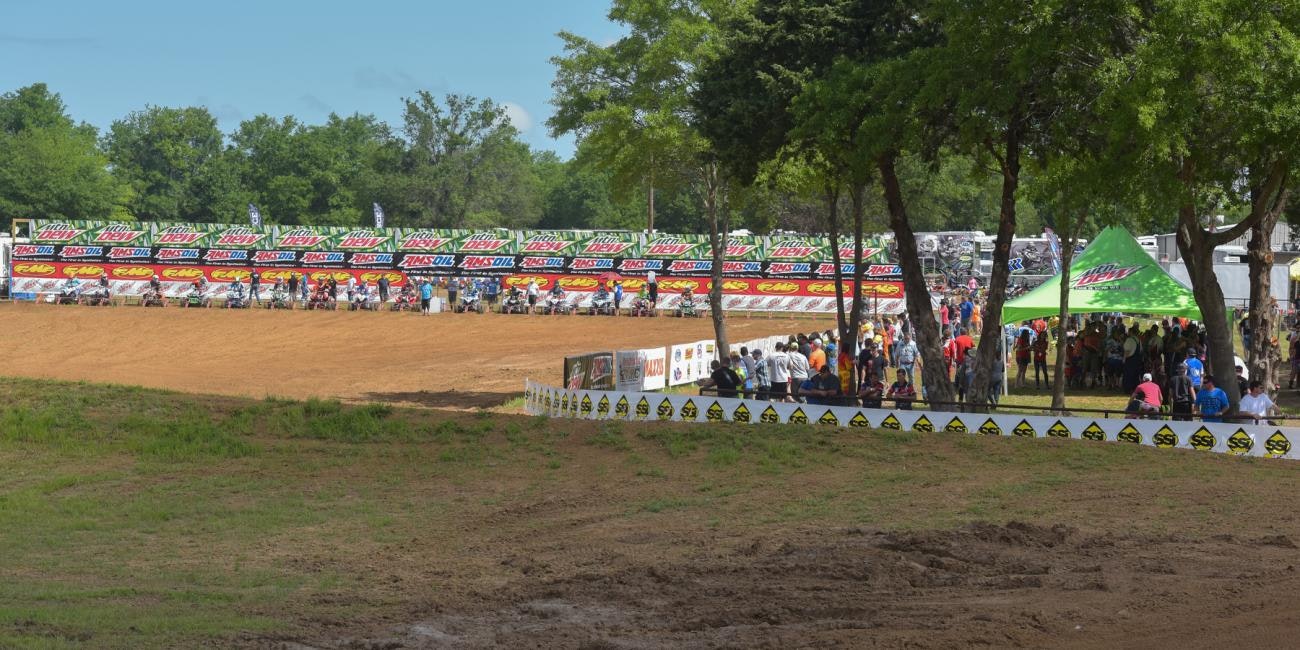 Photo Gallery: Underground Amateur