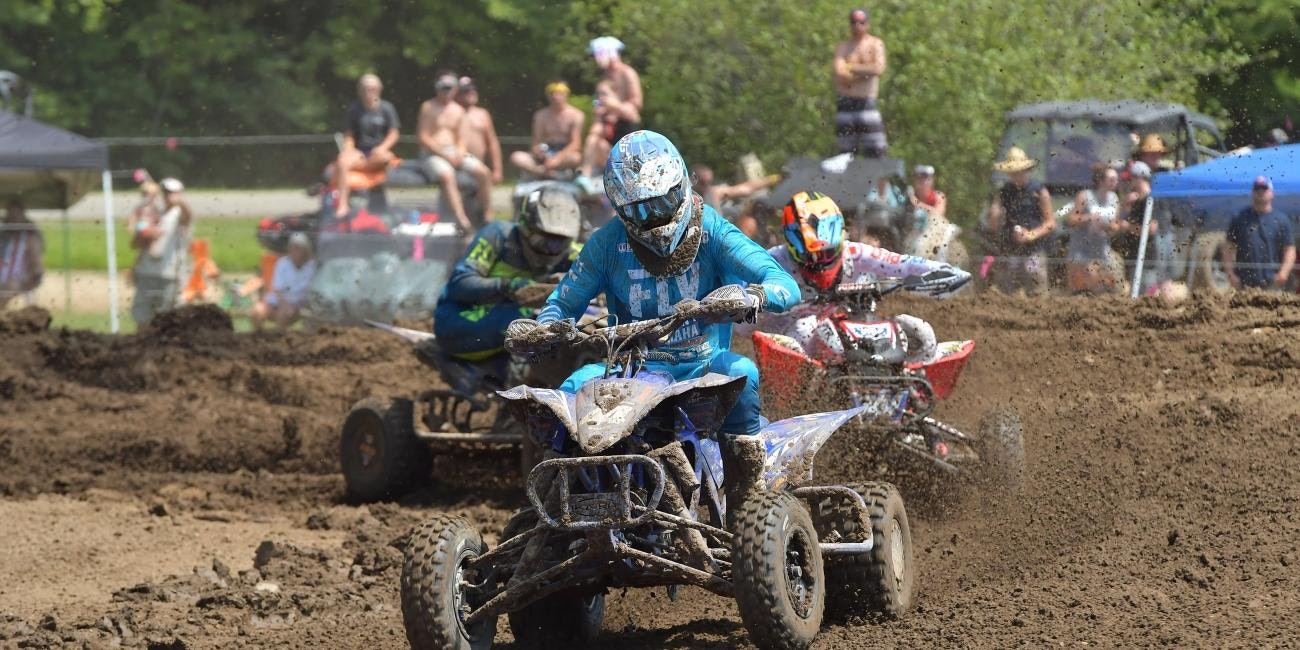 Photo Gallery: Loretta Lynn Pro