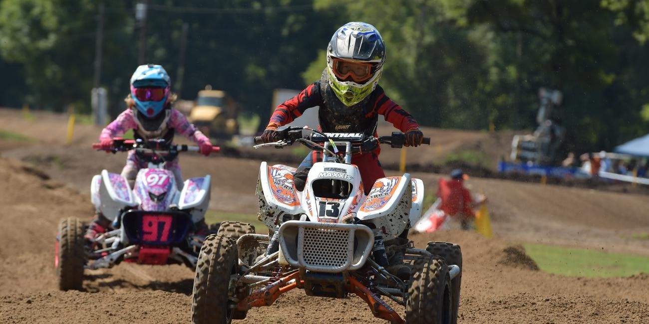 Photo Gallery: Loretta Lynn Youth