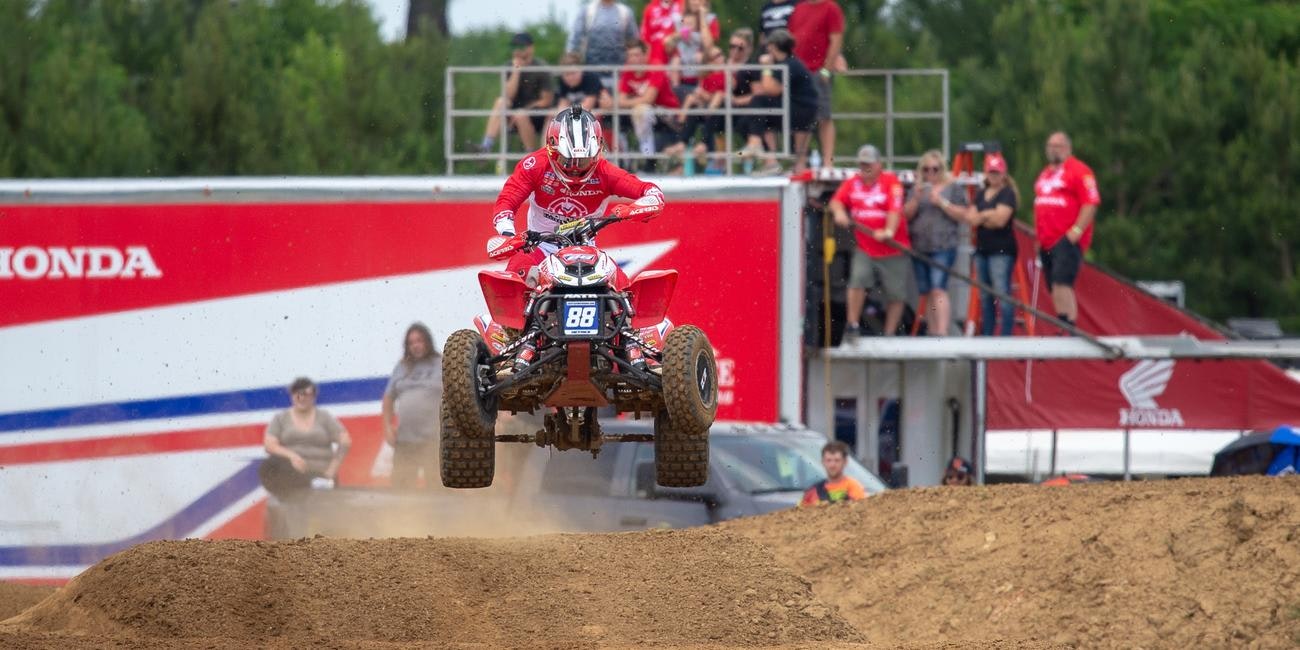 Joel Hetrick Goes 1-1 at Round Four in South Carolina