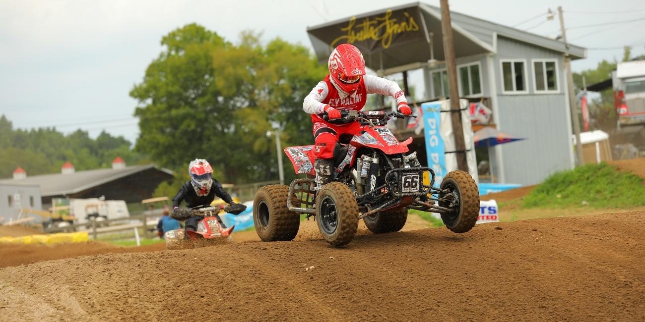 Photo Gallery: Loretta Lynn Youth