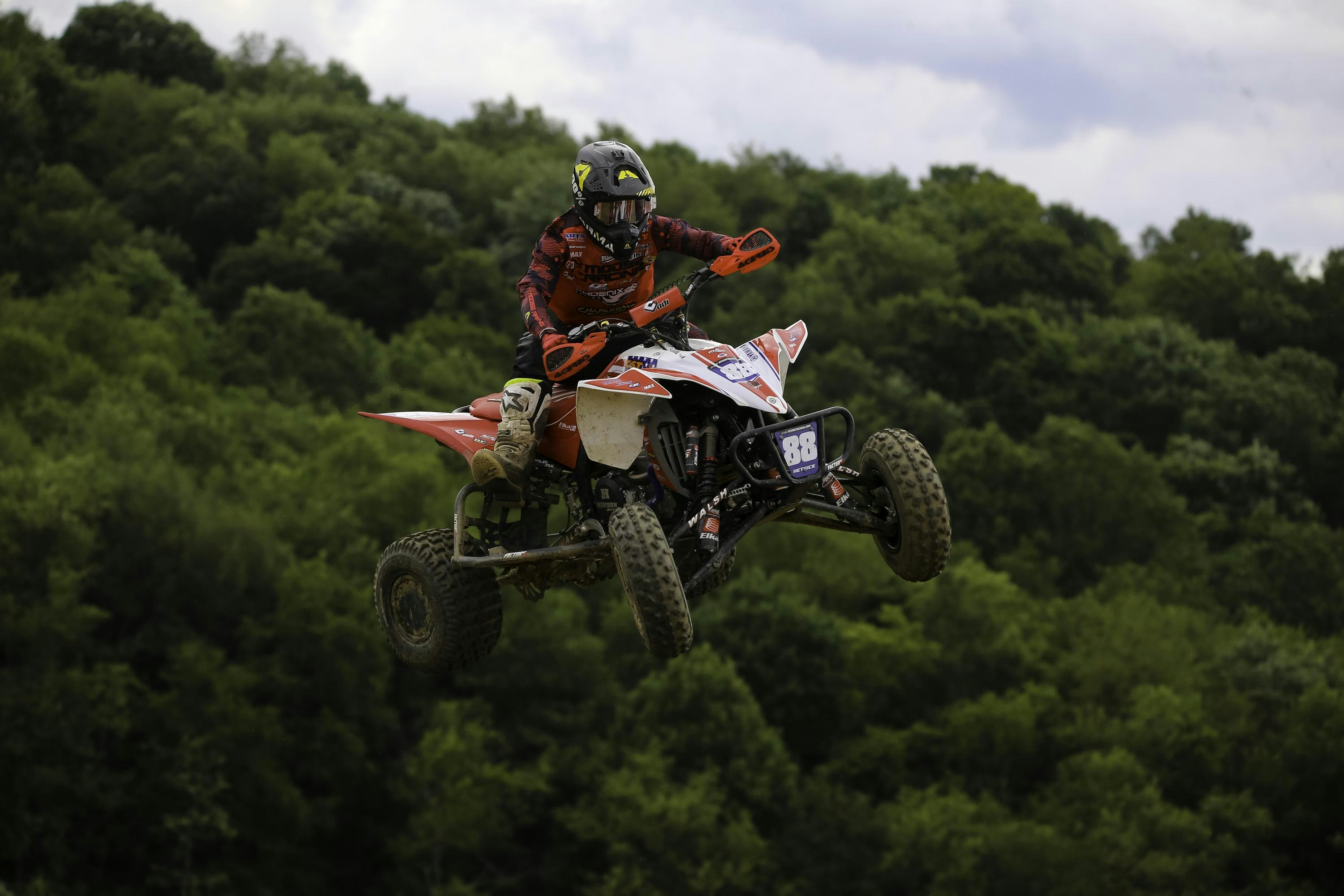 Joel Hetrick Goes 1-1 at Pleasure Valley Raceway