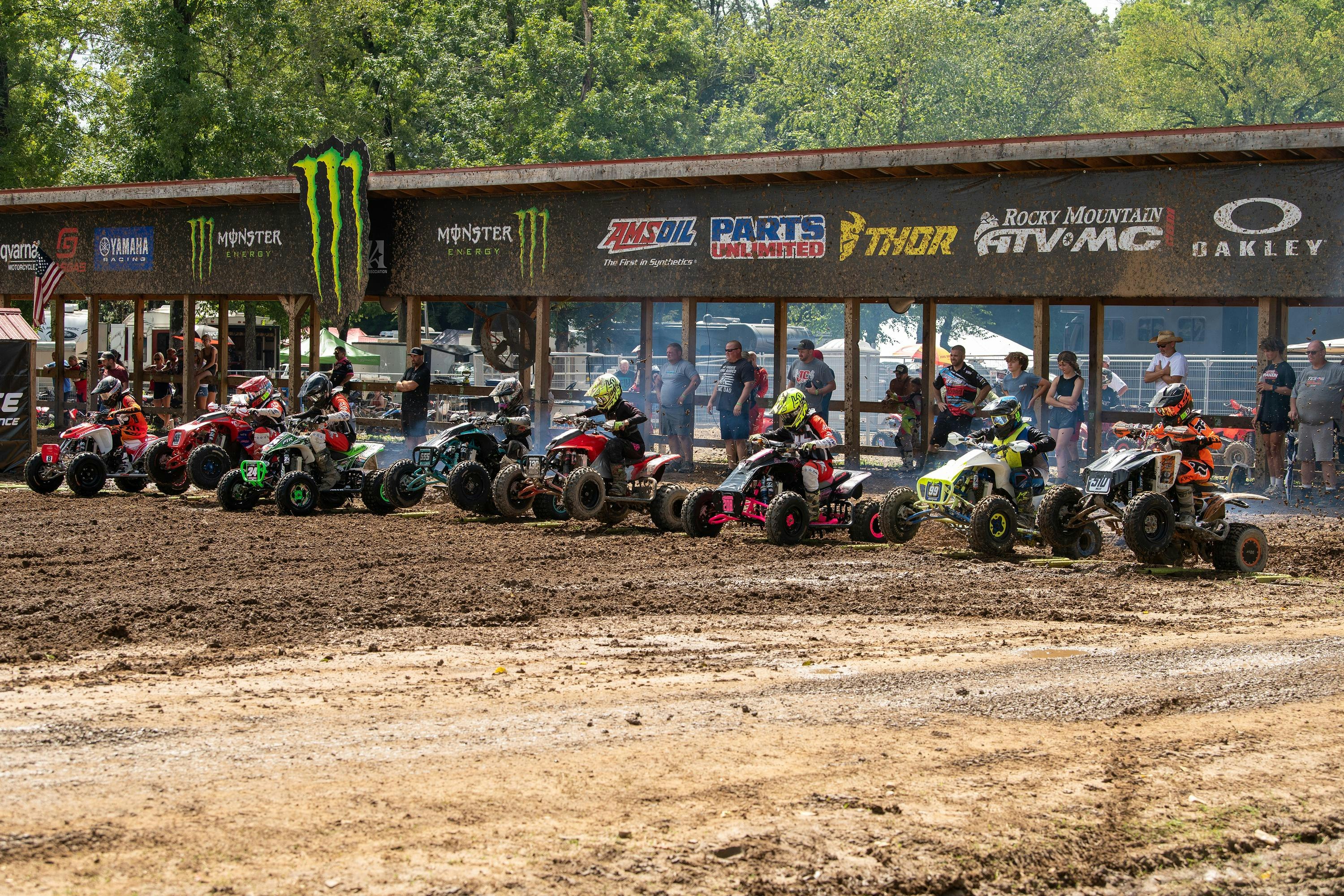 Photo Gallery: Loretta Lynn Amateur