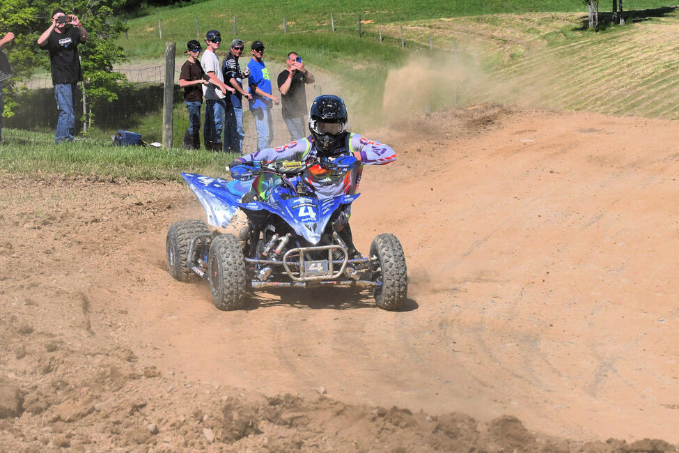 Bryce Ford (Ford Brothers Racing/FXR/SSi Decals/CST) went 2-2, but is still aiming to stop Hetrick's win streak.