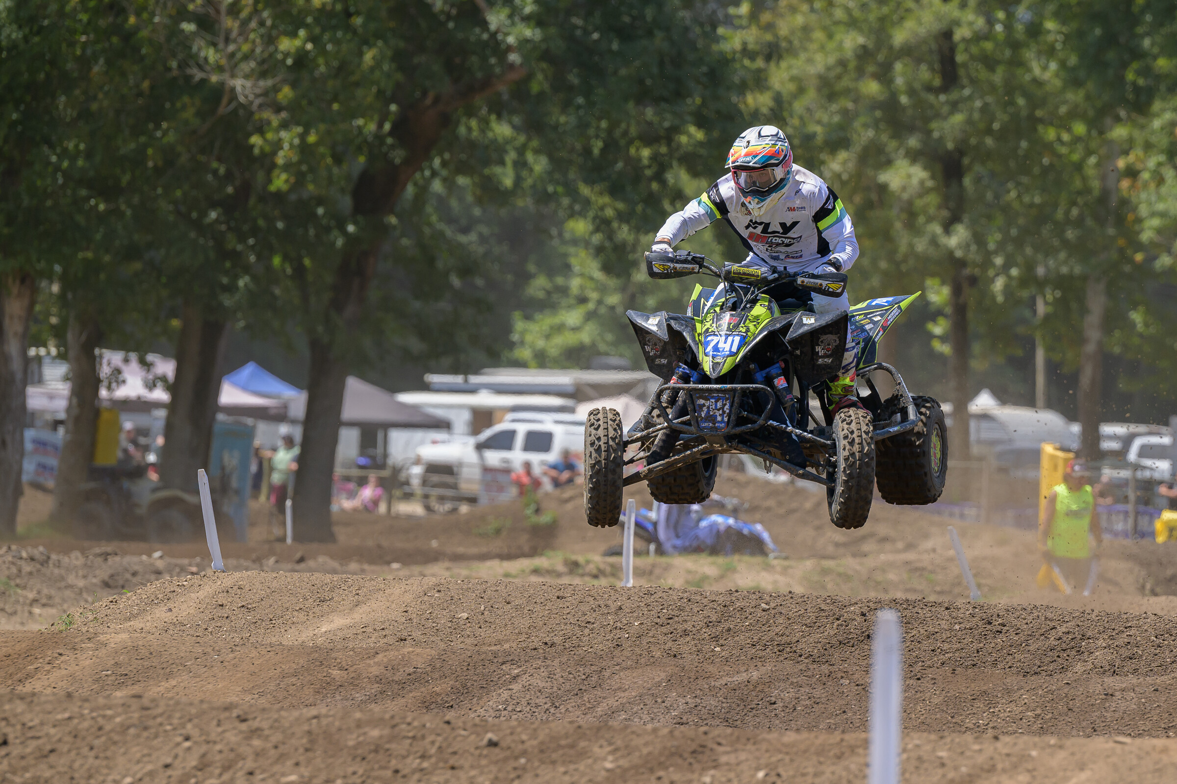 Westley Wolfe continued to battle back as he earned third overall to end the season.