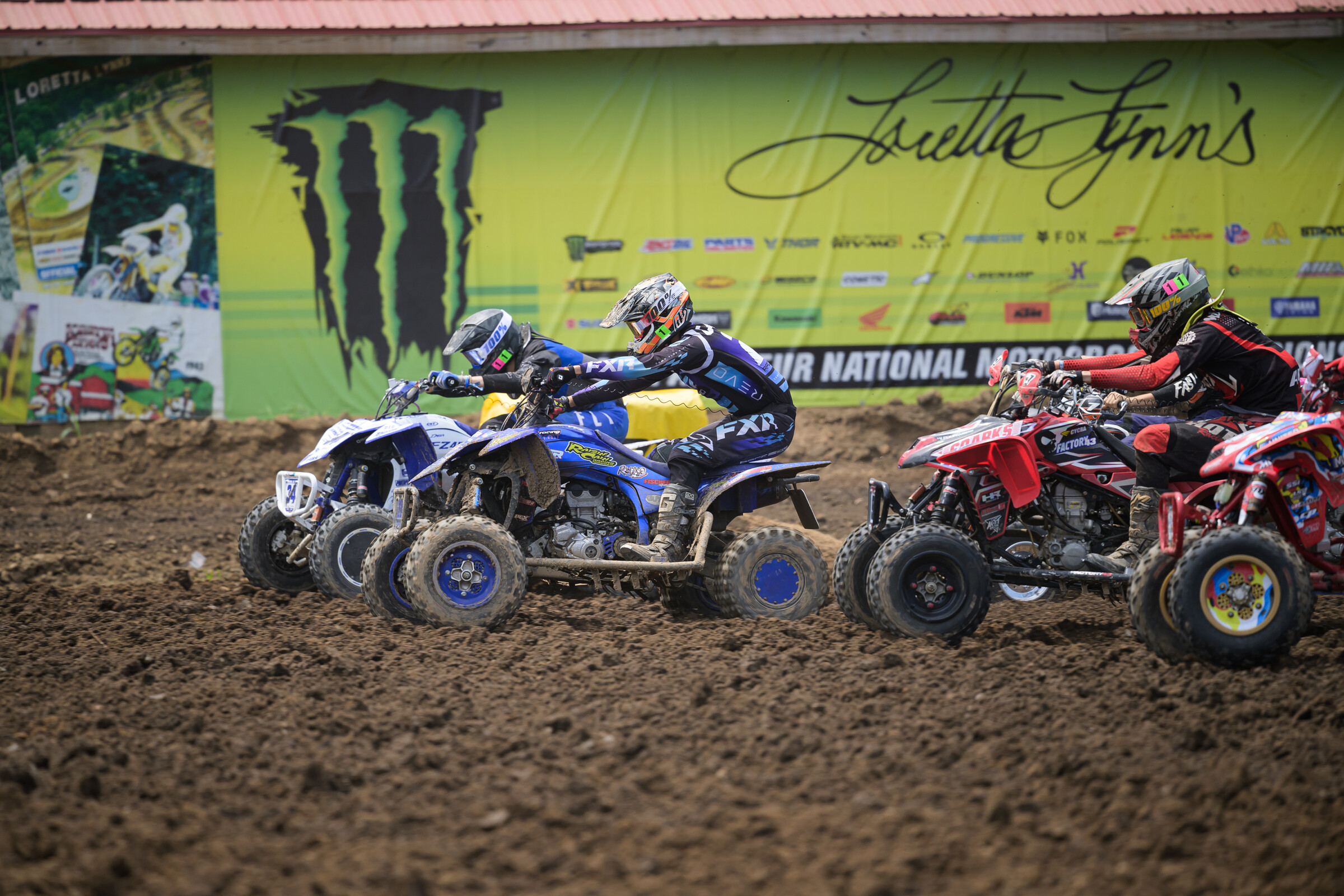 Photo Gallery: Loretta Lynn's Amateur